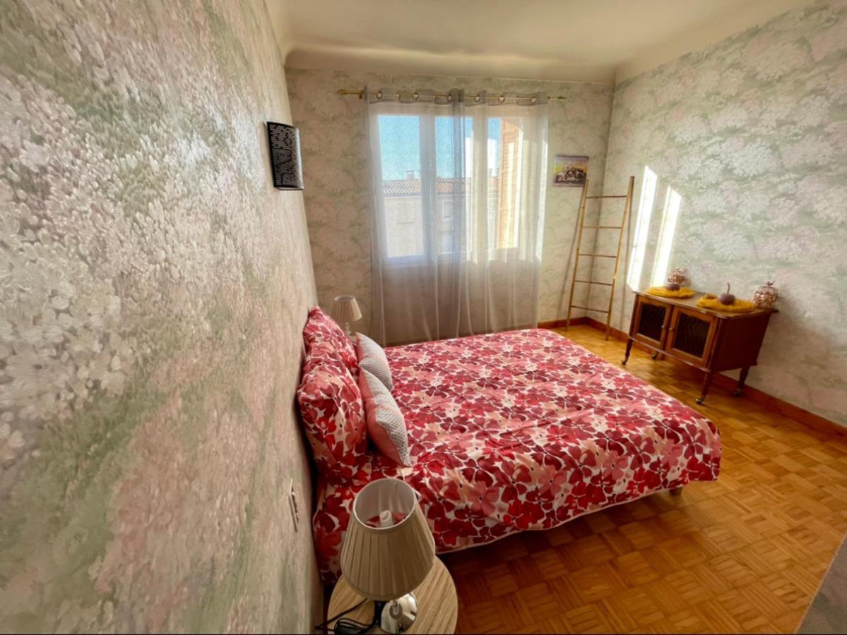 Tres Grand Appartement A 10 Min A Pied Du Centre Καστρ Εξωτερικό φωτογραφία