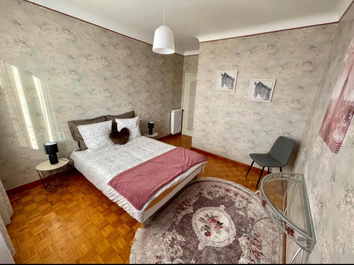 Tres Grand Appartement A 10 Min A Pied Du Centre Καστρ Εξωτερικό φωτογραφία